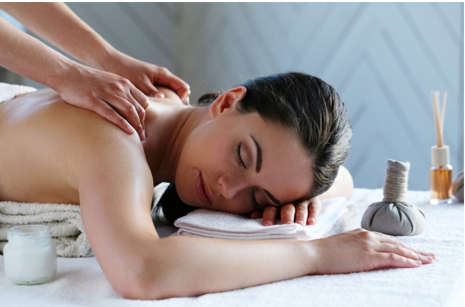 Thai Massage and Spa Therapies for Stress Relief and Mind-Body Balance