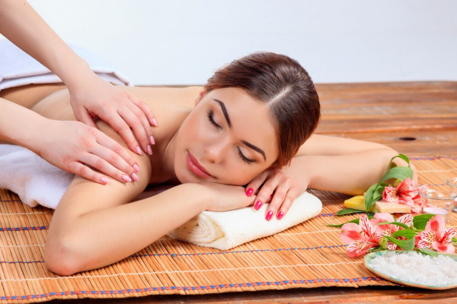 Balinese Massage for Better Circulation and Detoxification