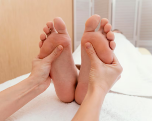 How to Choose the Best Foot Massage Services Near You